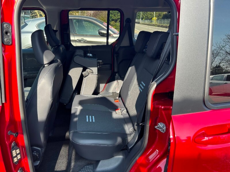 FORD Tourneo Courier 2ªs Tourneo Courier 1.0 EcoBoost Powershift Active